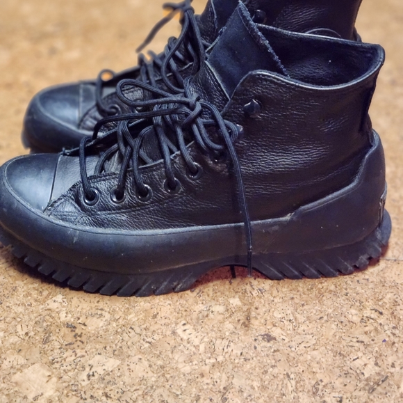 Converse black shoes/boot - Picture 3 of 3